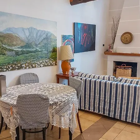 Artesia Bed & Breakfast *